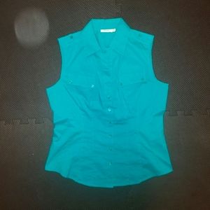 Ricki's Green Sleevless Blouse